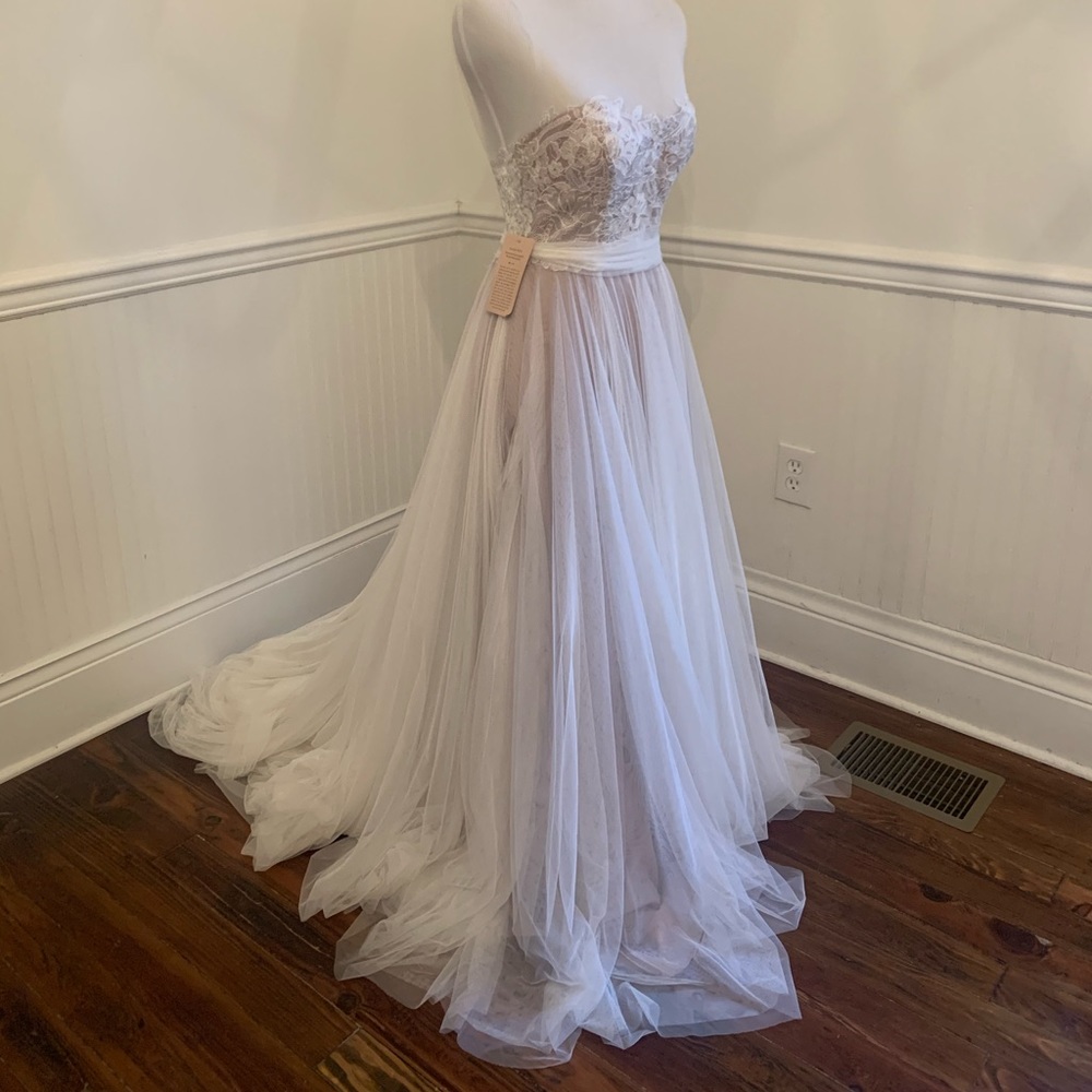 Willowby wedding dress NWT
